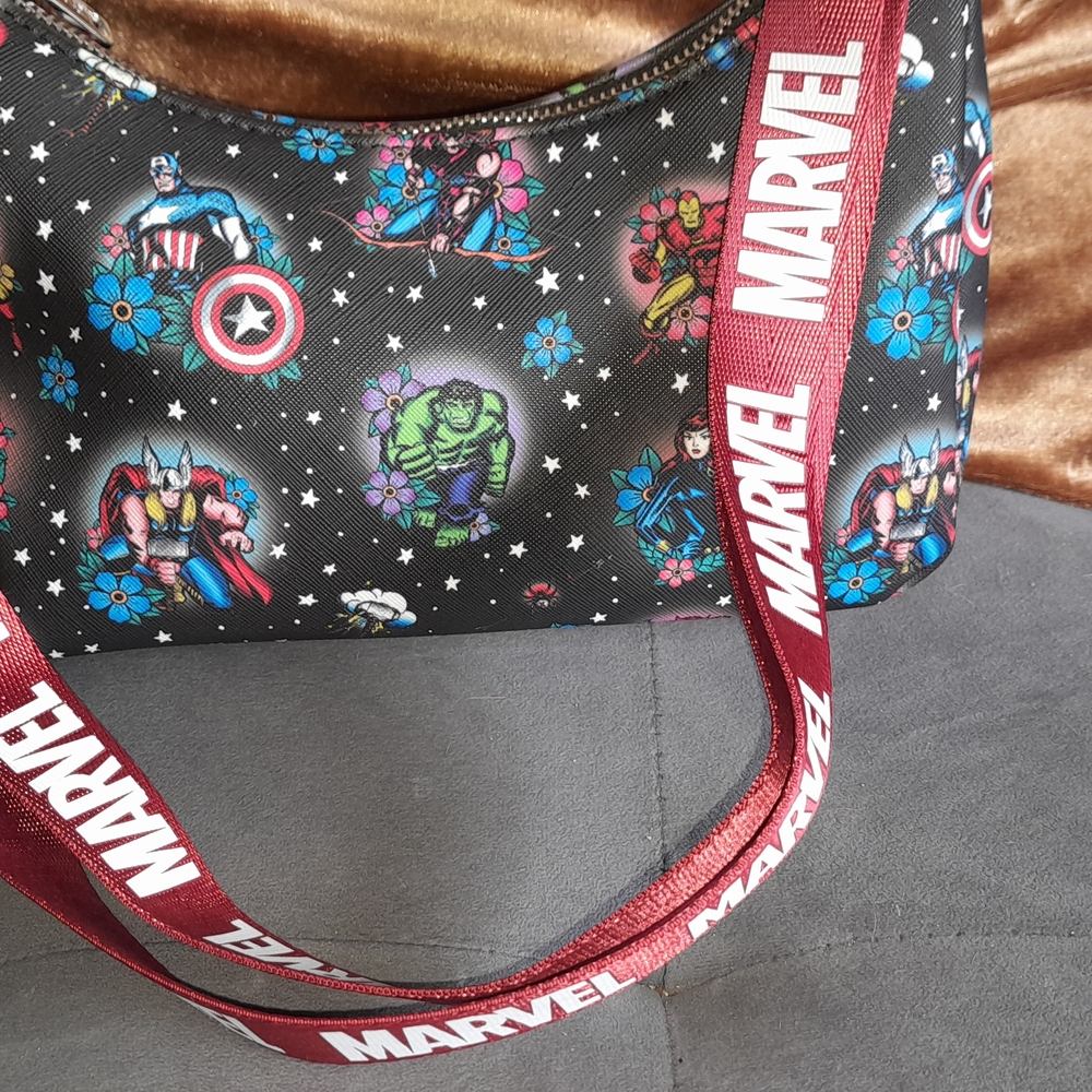 Marvel Loungefly Black and Red Superhero Bag  With Coin Pouch NWOT - Picture 12 of 12